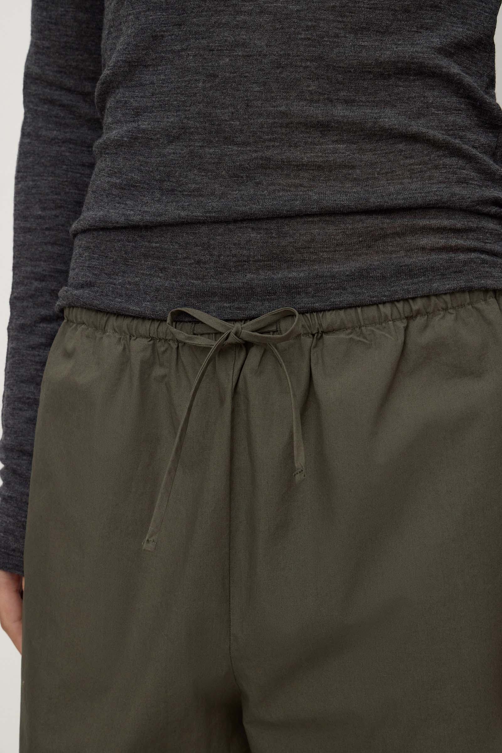 Cotton Barrel Leg Pant
