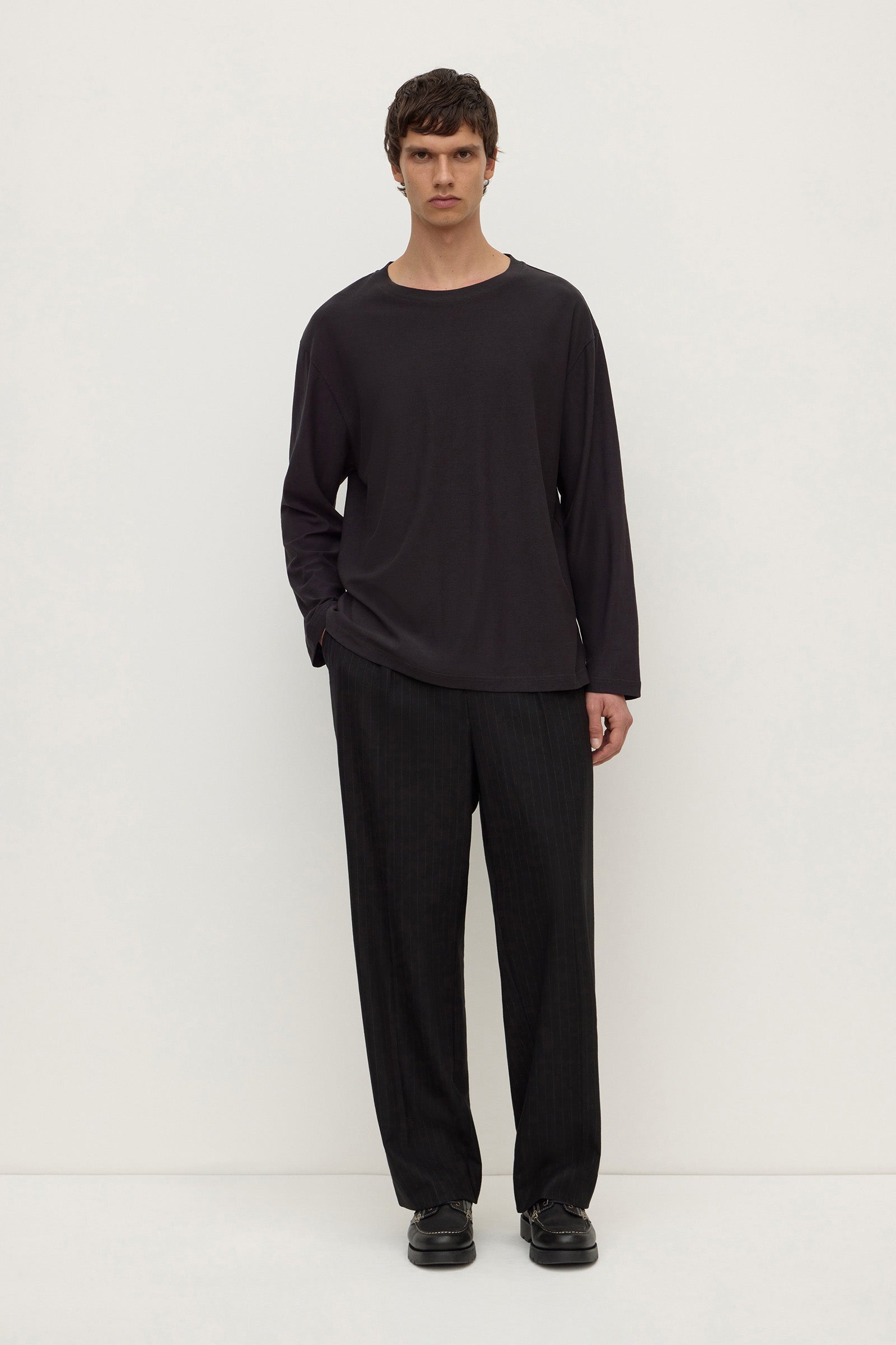 Tapered Wool Pant