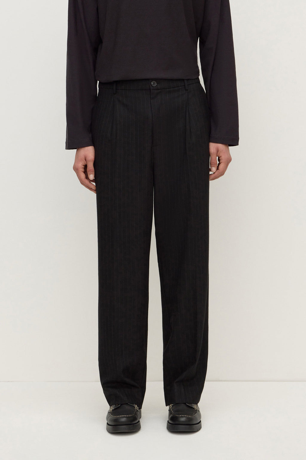 Tapered Wool Pant