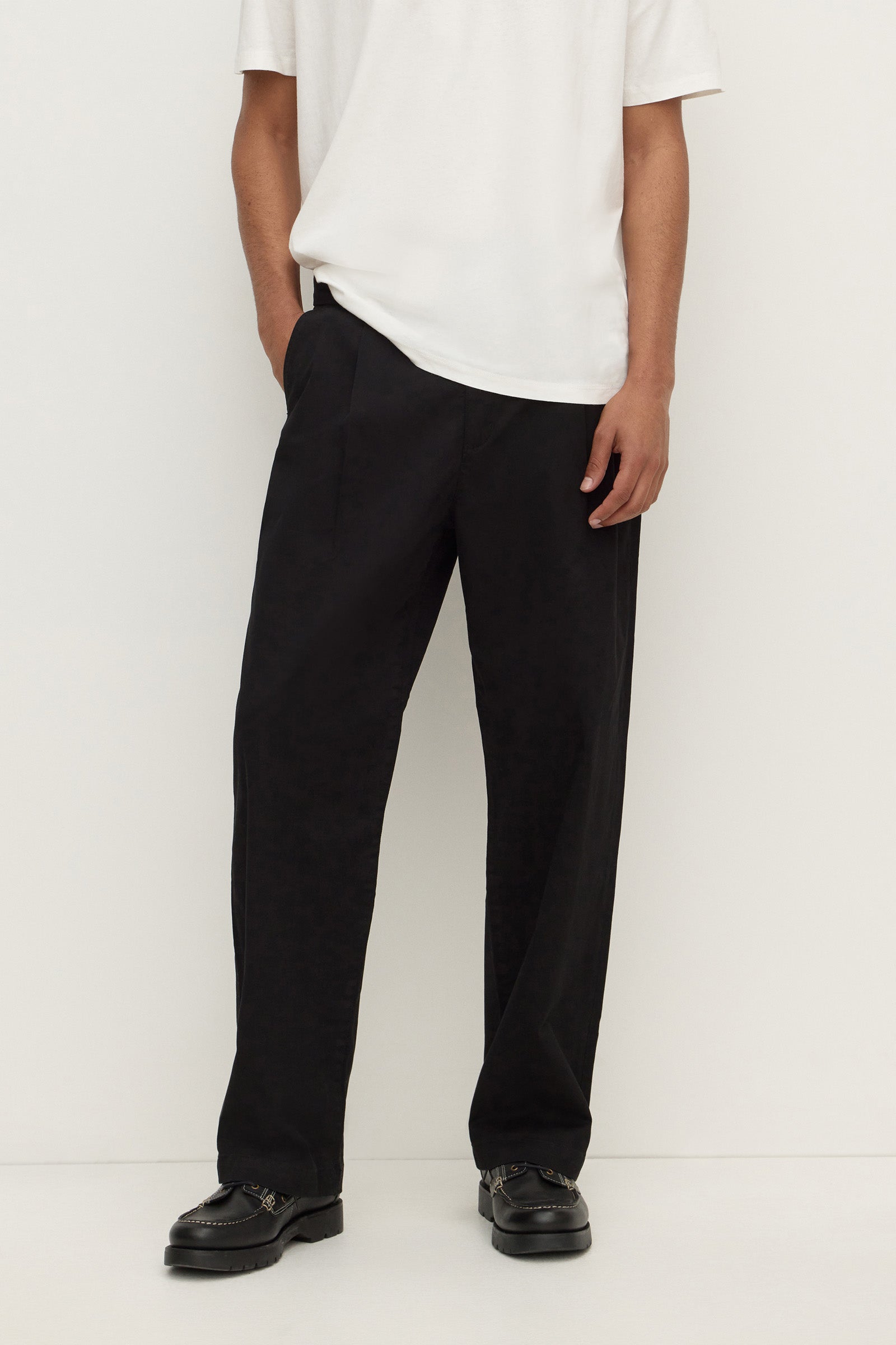 Pleated Cotton Chino