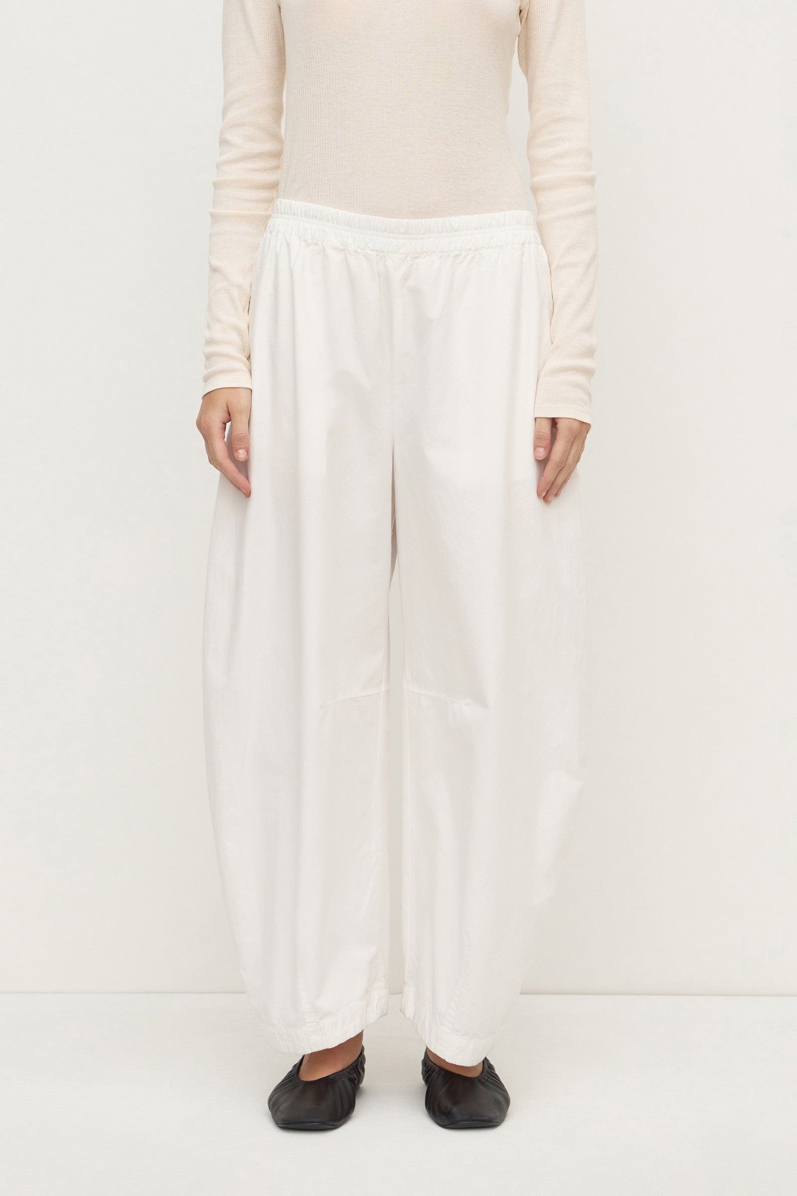 Cotton Voluminous Barrel Leg Pant