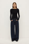 Relaxed Mid Rise Jean
