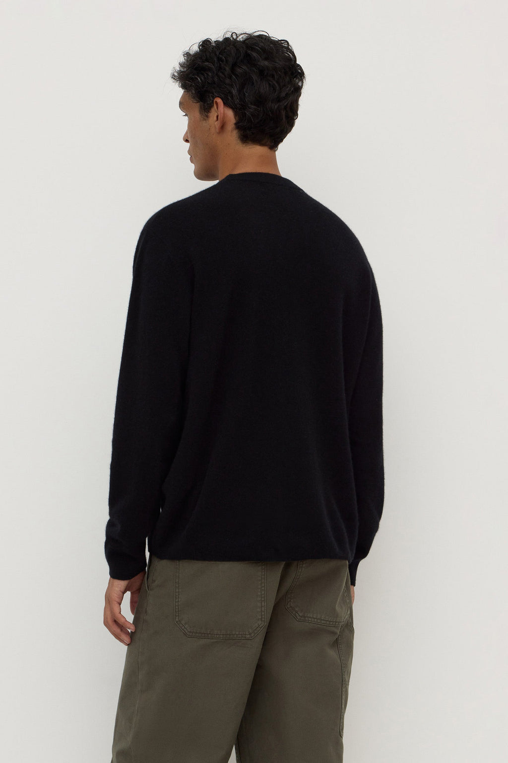 Crew Neck Cashmere Knit