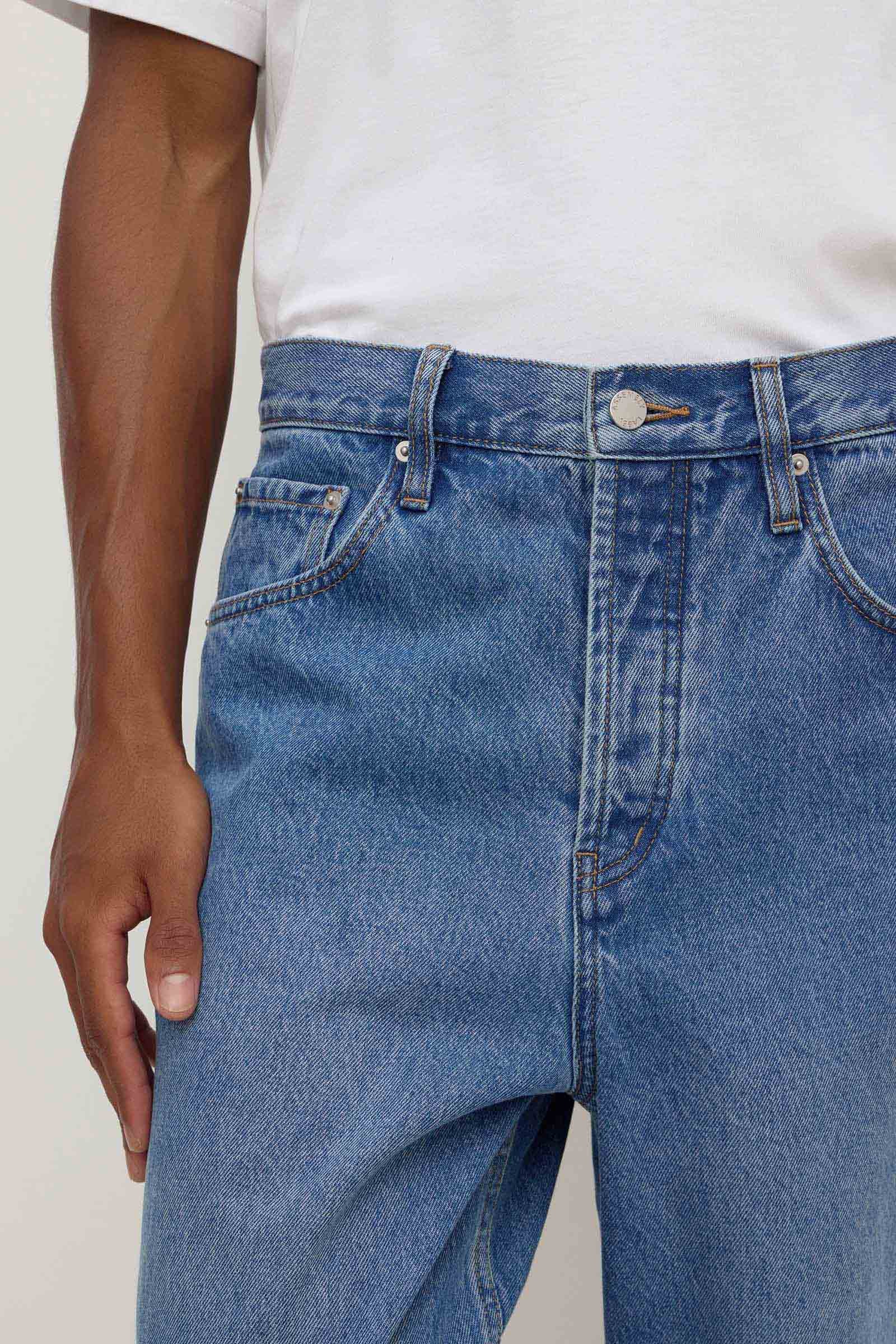Relaxed Fit Jean