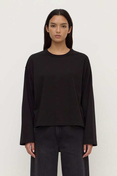 T-shirt en coton noir à manches larges